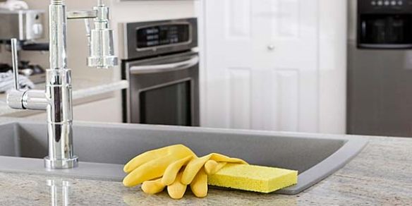 Чистые кухонные губки